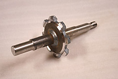 Вал R694403